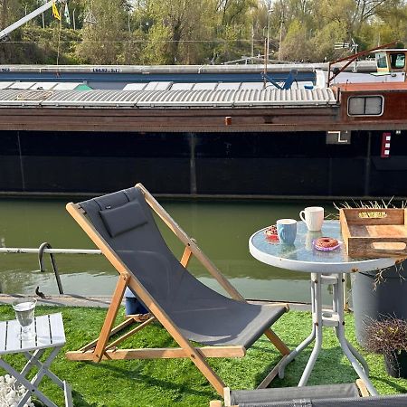 Peniche "Louise Michel" Sejournez Dans L'Appartement Du Capitaine, Offrez Vous Une Experience Inoubliable Au Fil De L'Eau Douai Eksteriør billede