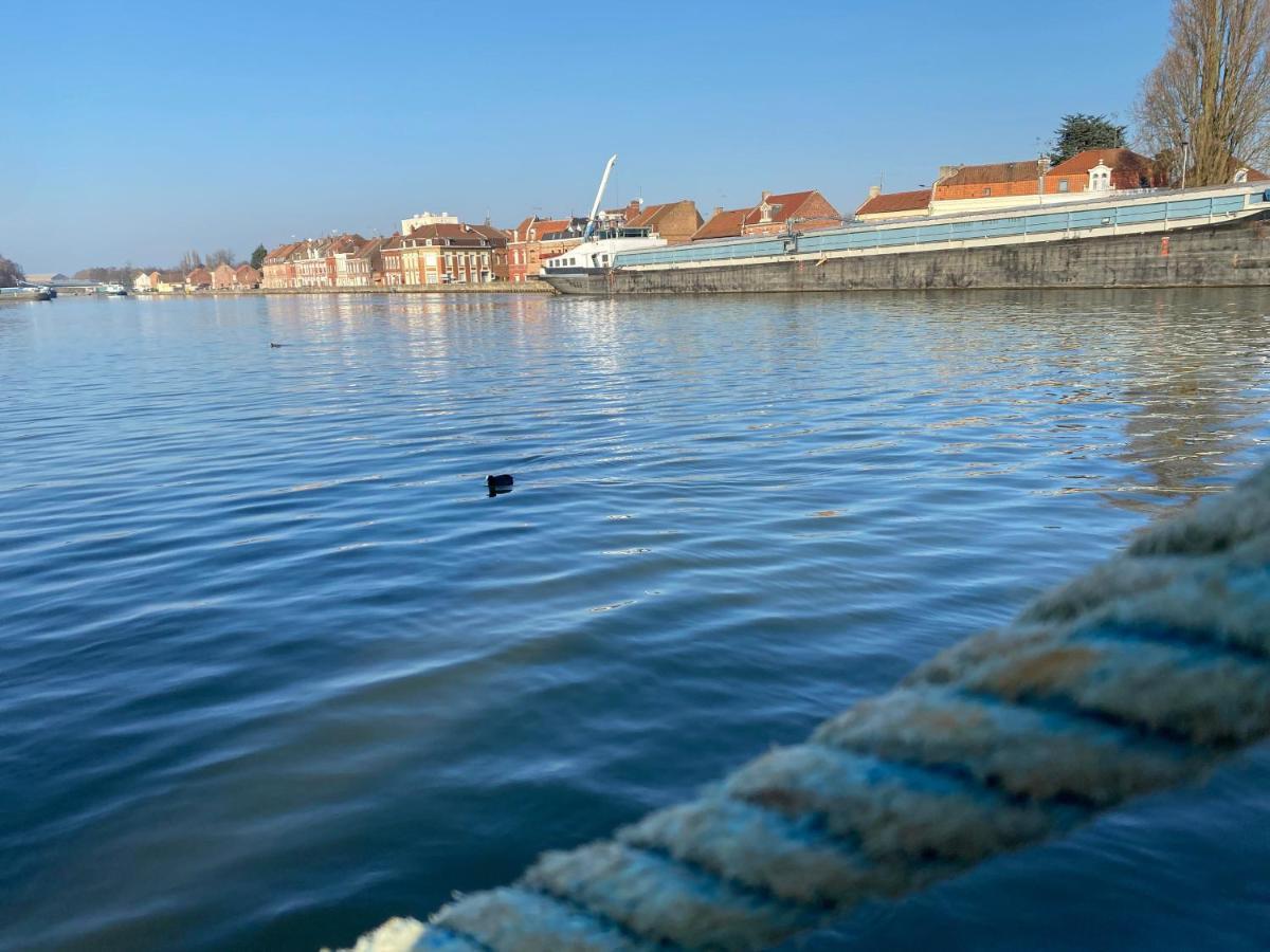 Peniche "Louise Michel" Sejournez Dans L'Appartement Du Capitaine, Offrez Vous Une Experience Inoubliable Au Fil De L'Eau Douai Eksteriør billede