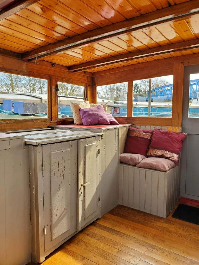 Peniche "Louise Michel" Sejournez Dans L'Appartement Du Capitaine, Offrez Vous Une Experience Inoubliable Au Fil De L'Eau Douai Eksteriør billede