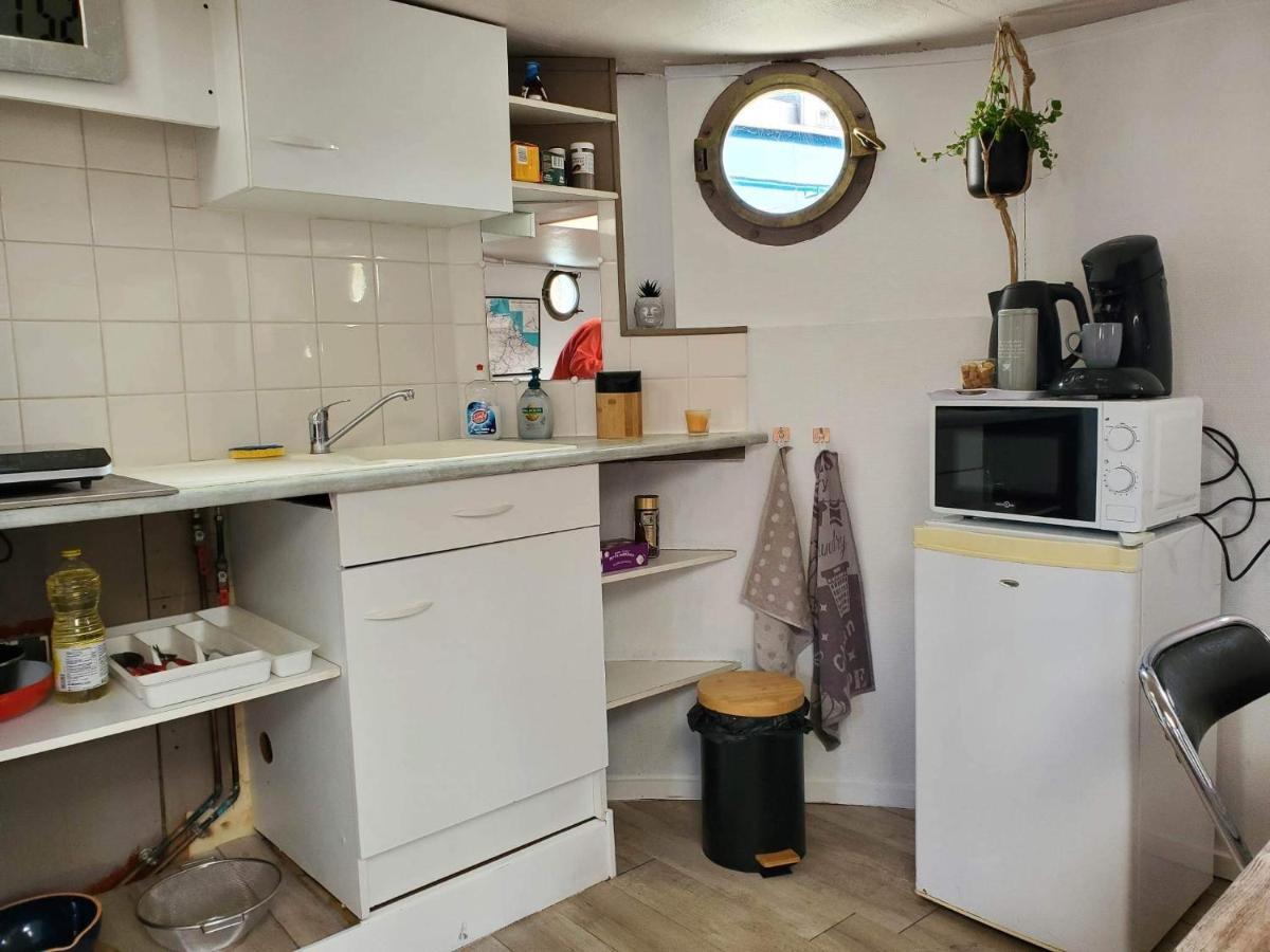 Peniche "Louise Michel" Sejournez Dans L'Appartement Du Capitaine, Offrez Vous Une Experience Inoubliable Au Fil De L'Eau Douai Eksteriør billede