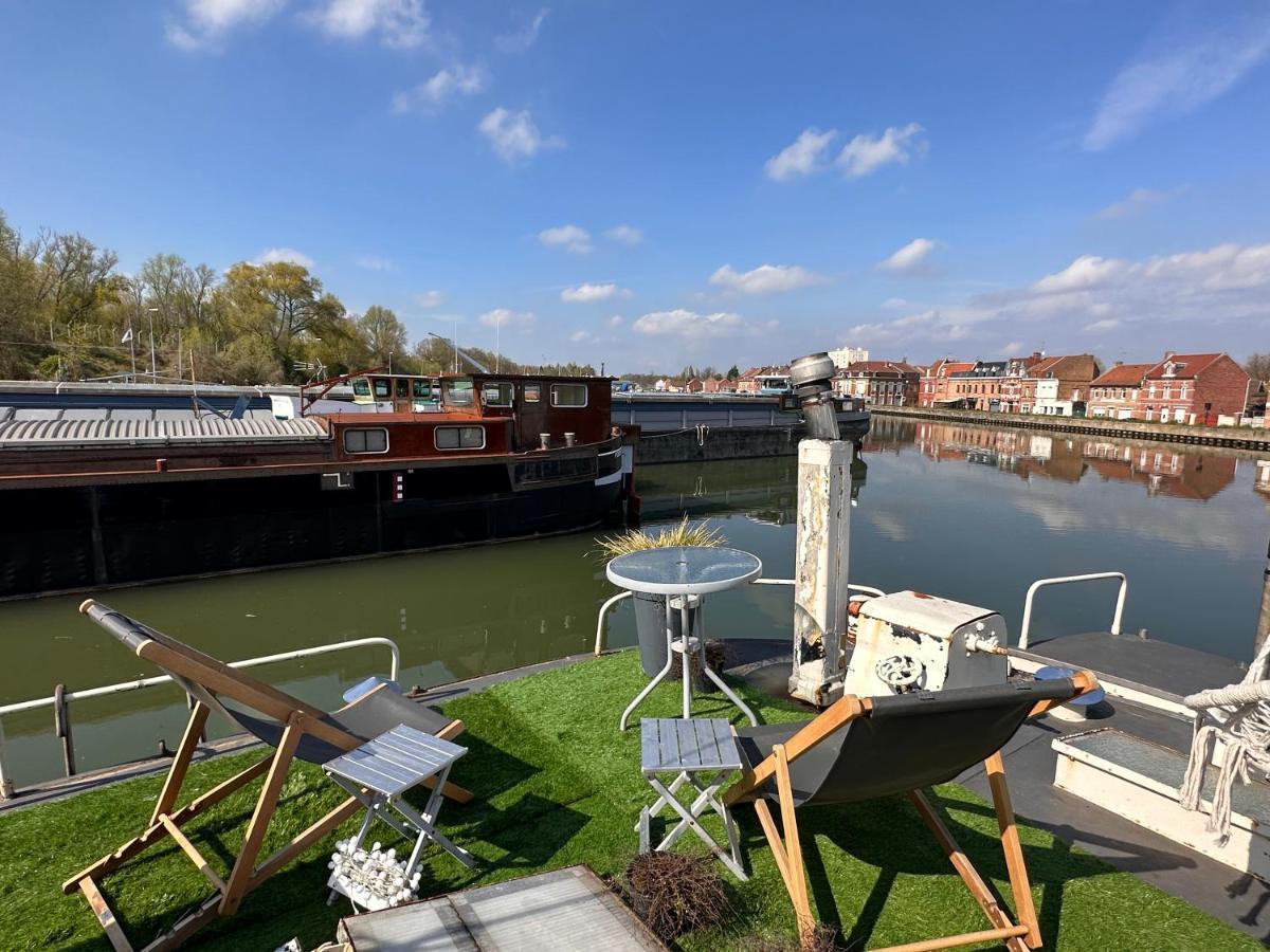 Peniche "Louise Michel" Sejournez Dans L'Appartement Du Capitaine, Offrez Vous Une Experience Inoubliable Au Fil De L'Eau Douai Eksteriør billede